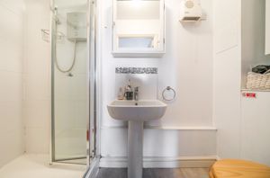En Suite- click for photo gallery